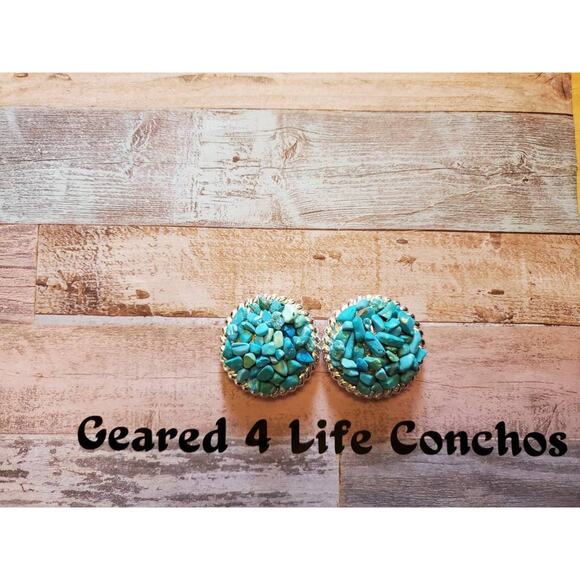 Faux turquoise  conchos, round replacement conchos, saddle conchos, screwback - Picture 1 of 3